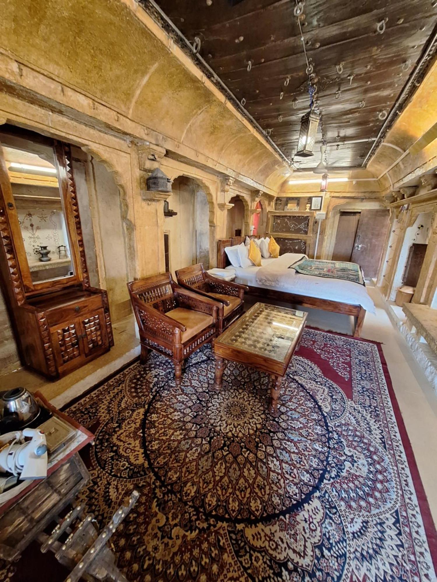 Desert Haveli Guest House Jaisalmer Bagian luar foto