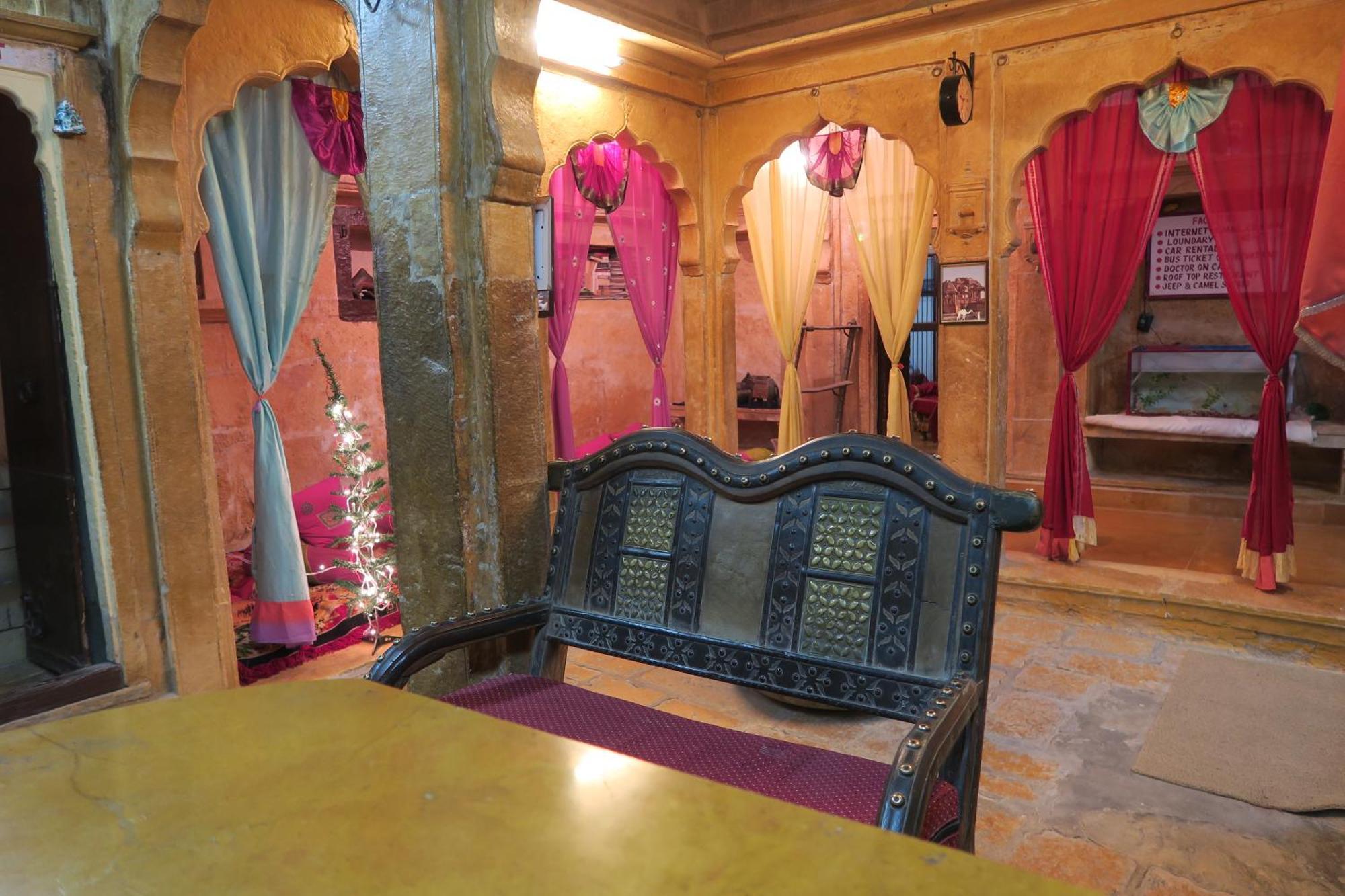 Desert Haveli Guest House Jaisalmer Bagian luar foto
