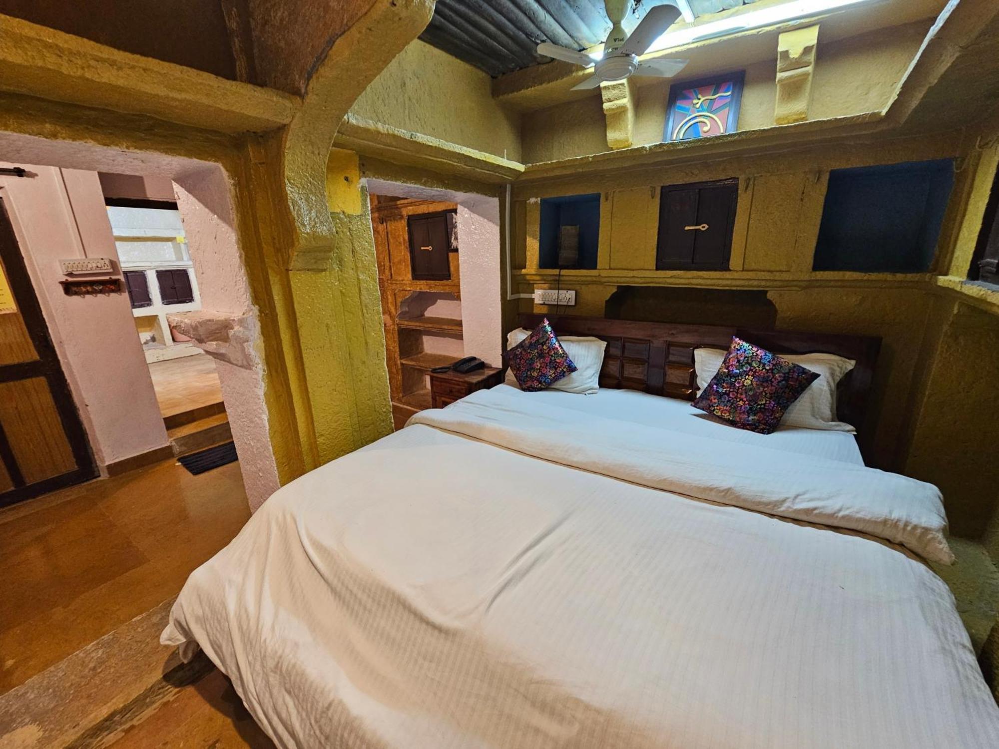 Desert Haveli Guest House Jaisalmer Ruang foto